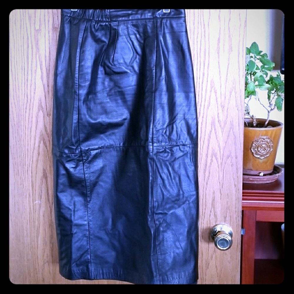 Jacqueline Ferrar Leather Skirt